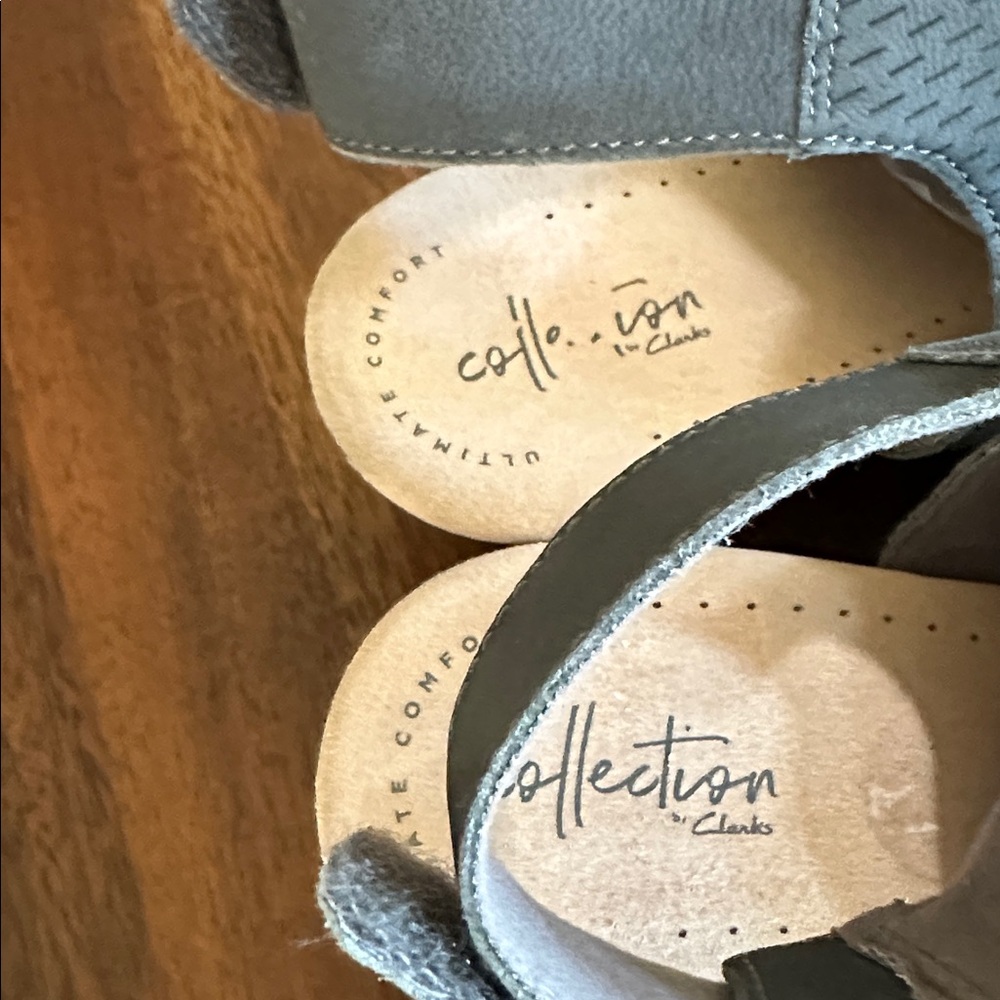 NWT Clarks Open-Toe Sandals - Picture 3 of 9